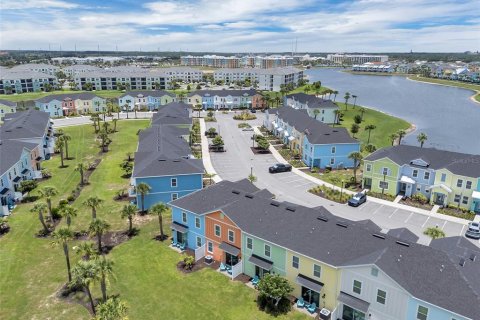 Touwnhouse à vendre à Kissimmee, Floride: 2 chambres, 129.51 m2 № 2375436 - photo 17