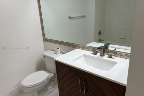 Condominio en venta en Pembroke Pines, Florida, 2 dormitorios, 101.36 m2 № 1957771 - foto 10