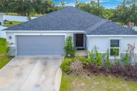 House in Mascotte, Florida 3 bedrooms, 142.79 sq.m. № 2094004 - photo 2