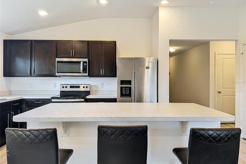 House in Mascotte, Florida 3 bedrooms, 142.79 sq.m. № 2094004 - photo 19