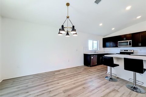House in Mascotte, Florida 3 bedrooms, 142.79 sq.m. № 2094004 - photo 23