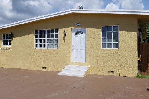 Дом в Майами, Флорида 2 спальни, 193.14м2 № 2003501