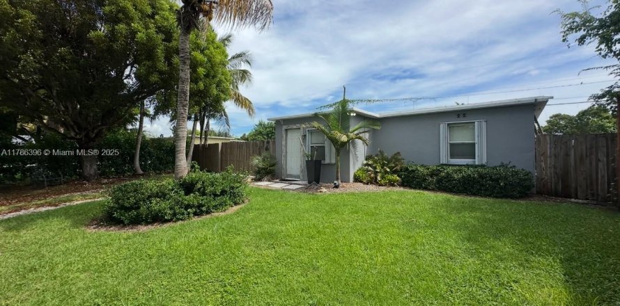 Дом в Хомстед, Флорида 1 спальня, 62.89м2 № 2035255