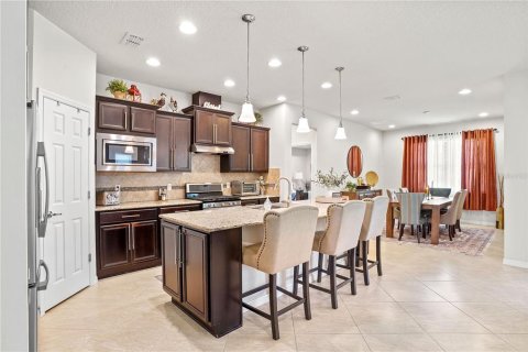 Casa en venta en Davenport, Florida, 3 dormitorios, 185.8 m2 № 1816863 - foto 10