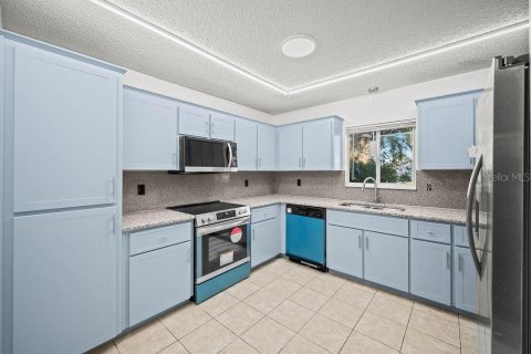 Villa ou maison à vendre à Summerfield, Floride: 3 chambres, 141.77 m2 № 2142458 - photo 5
