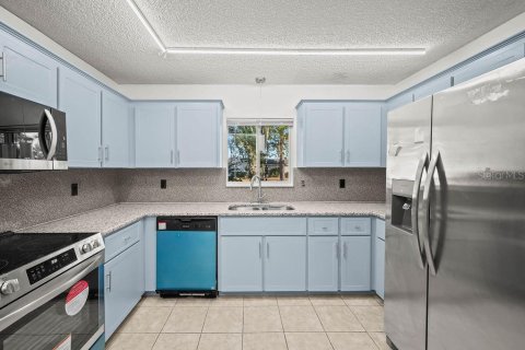 Villa ou maison à vendre à Summerfield, Floride: 3 chambres, 141.77 m2 № 2142458 - photo 6