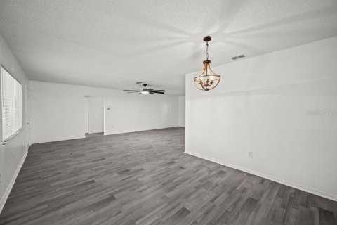 Villa ou maison à vendre à Summerfield, Floride: 3 chambres, 141.77 m2 № 2142458 - photo 4