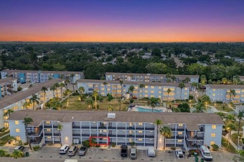 Condo à Bradenton, Floride, 2 chambres  № 2152286