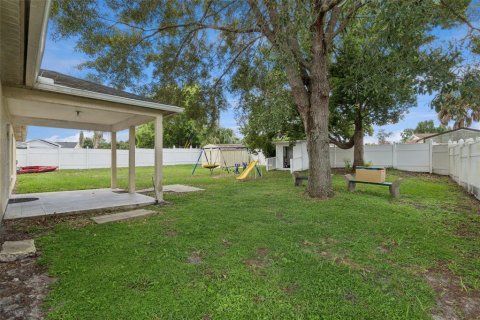 Villa ou maison à vendre à Deltona, Floride: 3 chambres, 155.7 m2 № 2304728 - photo 14