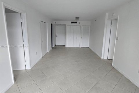 Copropriété à vendre à Miami Beach, Floride: 2 chambres, 82.68 m2 № 1972010 - photo 14