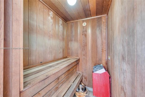 Copropriété à vendre à Miami Beach, Floride: 2 chambres, 82.68 m2 № 1972010 - photo 10