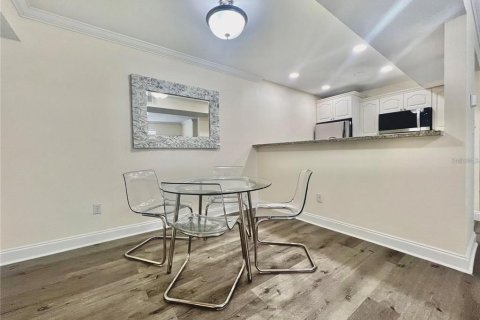 Condominio en alquiler en Palm Harbor, Florida, 1 dormitorio, 52.3 m2 № 1857735 - foto 8