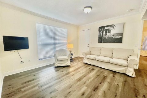 Condominio en alquiler en Palm Harbor, Florida, 1 dormitorio, 52.3 m2 № 1857735 - foto 4