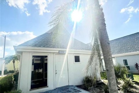 Condominio en alquiler en Palm Harbor, Florida, 1 dormitorio, 52.3 m2 № 1857735 - foto 30