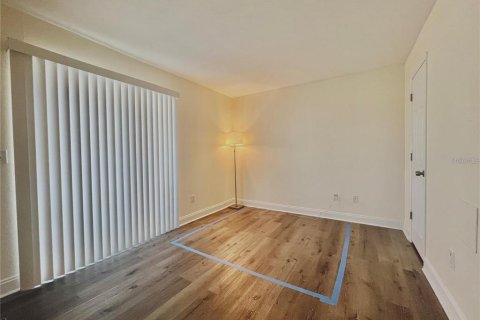 Condominio en alquiler en Palm Harbor, Florida, 1 dormitorio, 52.3 m2 № 1857735 - foto 16