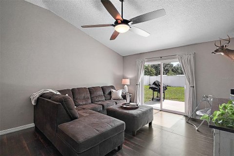 House in Groveland, Florida 3 bedrooms, 139.73 sq.m. № 1835386 - photo 13