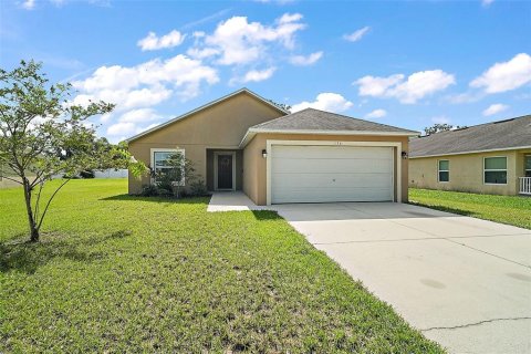 House in Groveland, Florida 3 bedrooms, 139.73 sq.m. № 1835386 - photo 2