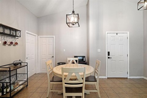House in Groveland, Florida 3 bedrooms, 139.73 sq.m. № 1835386 - photo 10
