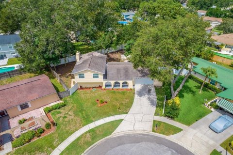 Casa en venta en Tampa, Florida, 4 dormitorios, 158.86 m2 № 1870375 - foto 4