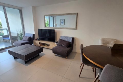 Купить кондоминиум в Бей-Харбор-Айлендс, Флорида 2 спальни, 121.05м2, № 1966116 - фото 14