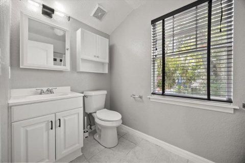 House in Orlando, Florida 3 bedrooms, 152.73 sq.m. № 1851361 - photo 23