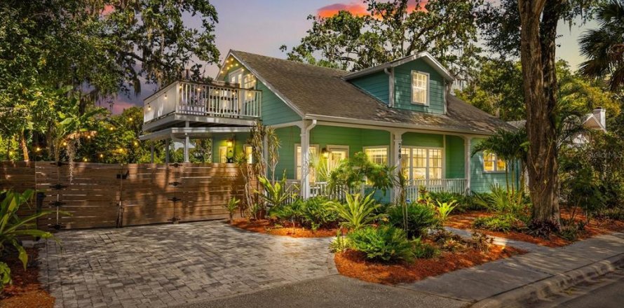 House in Orlando, Florida 3 bedrooms, 152.73 sq.m. № 1851361