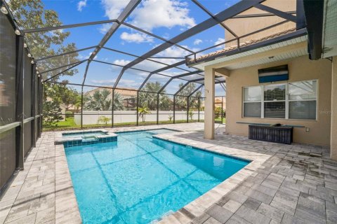 House in Kissimmee, Florida 5 bedrooms, 281.68 sq.m. № 1789551 - photo 2