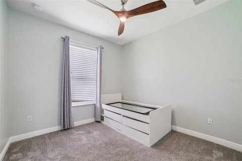 House in Kissimmee, Florida 5 bedrooms, 281.68 sq.m. № 1789551 - photo 25