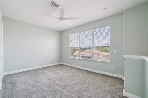House in Kissimmee, Florida 5 bedrooms, 281.68 sq.m. № 1789551 - photo 27