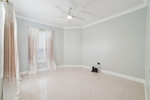 House in Kissimmee, Florida 5 bedrooms, 281.68 sq.m. № 1789551 - photo 20