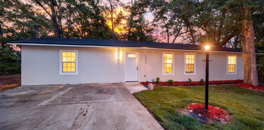 Villa ou maison à Ocala, Floride 3 chambres, 131.55 m2 № 2215608