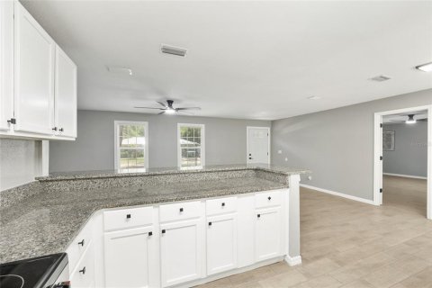 Villa ou maison à vendre à Ocala, Floride: 3 chambres, 131.55 m2 № 2215608 - photo 13