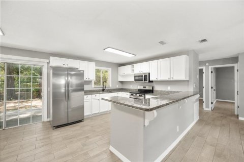 Villa ou maison à vendre à Ocala, Floride: 3 chambres, 131.55 m2 № 2215608 - photo 6