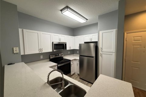 Copropriété à louer à Tampa, Floride: 1 chambre, 62.43 m2 № 2433257 - photo 4