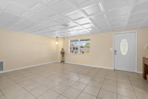 Villa ou maison à vendre à Holiday, Floride: 2 chambres, 127.37 m2 № 2316680 - photo 6