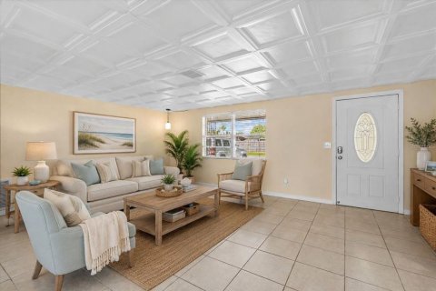 Villa ou maison à vendre à Holiday, Floride: 2 chambres, 127.37 m2 № 2316680 - photo 5