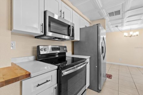Villa ou maison à vendre à Holiday, Floride: 2 chambres, 127.37 m2 № 2316680 - photo 15