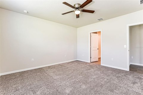 Casa en alquiler en Auburndale, Florida, 4 dormitorios, 170.94 m2 № 1906834 - foto 8