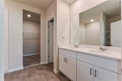 Casa en alquiler en Auburndale, Florida, 4 dormitorios, 170.94 m2 № 1906834 - foto 10