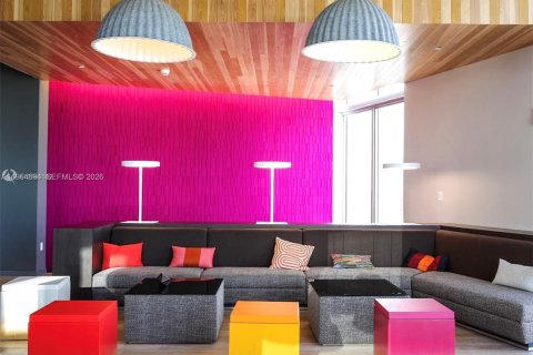 Condominio en alquiler en Miami, Florida, 2 dormitorios, 90.77 m2 № 2026053 - foto 14