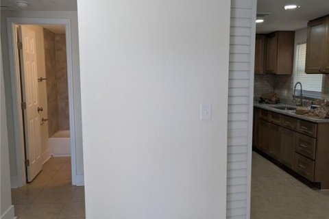 Apartment in Tampa, Florida 2 bedrooms, 122.91 sq.m. № 1722095 - photo 9