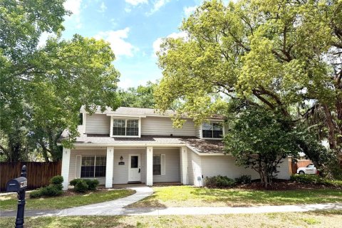 Villa ou maison à Lutz, Floride 4 chambres, 231.61 m2 № 2104946