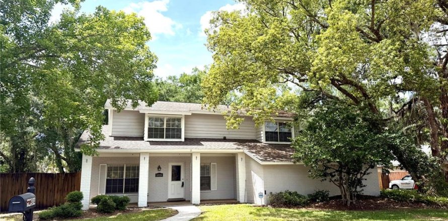 Villa ou maison à Lutz, Floride 4 chambres, 231.61 m2 № 2104946