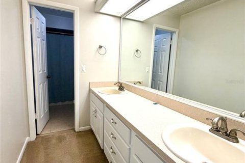Villa ou maison à vendre à Lutz, Floride: 4 chambres, 231.61 m2 № 2104946 - photo 12