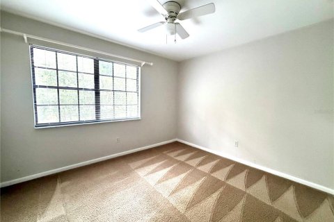 Villa ou maison à vendre à Lutz, Floride: 4 chambres, 231.61 m2 № 2104946 - photo 15