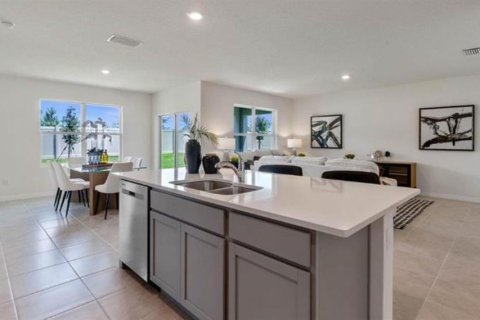 House in Davenport, Florida 3 bedrooms, 155.33 sq.m. № 1904521 - photo 9