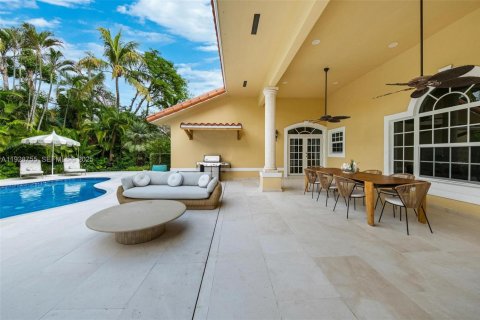 Villa ou maison à louer à Coral Gables, Floride: 5 chambres, 319.77 m2 № 1988532 - photo 23