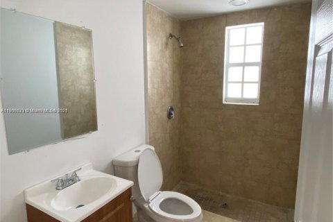 Copropriété à louer à Miami Beach, Floride: 2 chambres, 66.89 m2 № 2016344 - photo 11