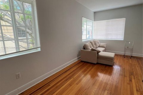 Copropriété à louer à Miami Beach, Floride: 2 chambres, 66.89 m2 № 2016344 - photo 3