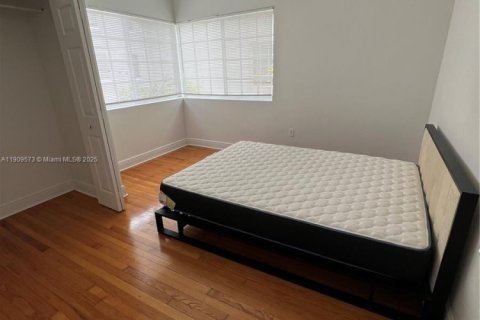 Copropriété à louer à Miami Beach, Floride: 2 chambres, 66.89 m2 № 2016344 - photo 7
